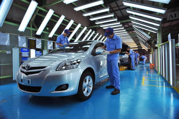 Toyota tiếp tục cắt giảm sản lượng trong tháng 8/2020