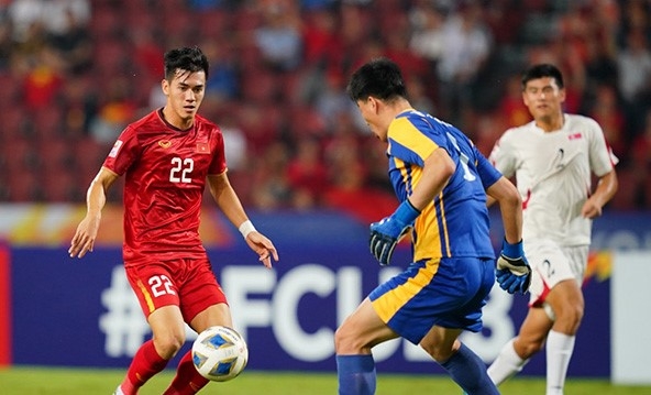 BLV châu Á tiếc nuối vì lối chơi của U23 Việt Nam