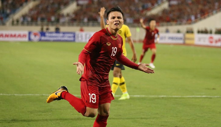 BLV Anh Ngọc: 'Quang Hải khó cạnh tranh với cầu thủ hạng 2 châu Âu'