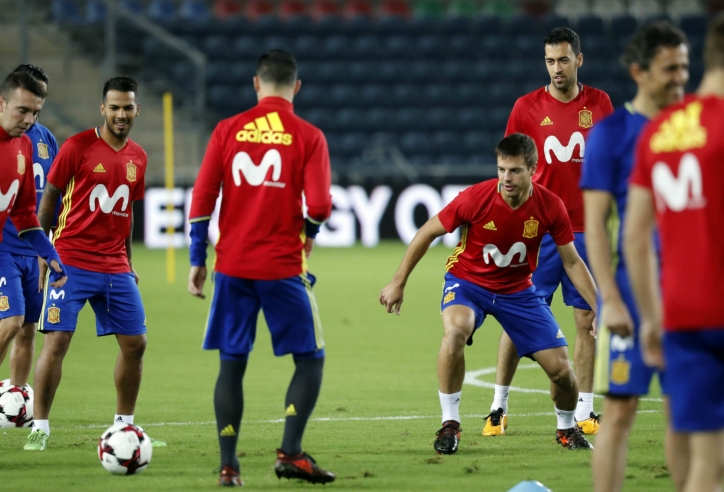 Tây Ban Nha công bố số áo vòng loại Euro 2020: Bất ngờ số 10