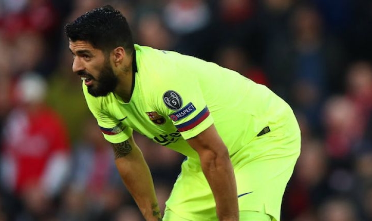 Barca bất ngờ nhắm tiền đạo từng 'hạ sát' chính họ thay Suarez