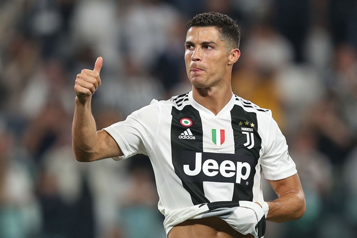 Ronaldo đề nghị Juventus 'giải cứu' đồng đội cũ 