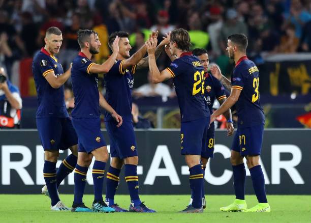 Tiếp đà thăng hoa, Roma dội 'mưa bàn thắng' vào lưới Istanbul