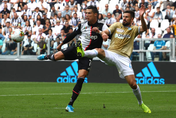 Ronaldo lập công, Juventus giành 3 điểm trước SPAL