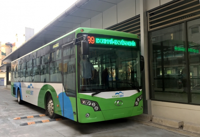 Mở 3 tuyến buýt thường kết nối với buýt nhanh BRT