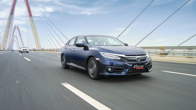 Honda Việt Nam chính thức 'chốt' giá Civic 2016 ở 950 triệu, 'rẻ' vượt dự đoán