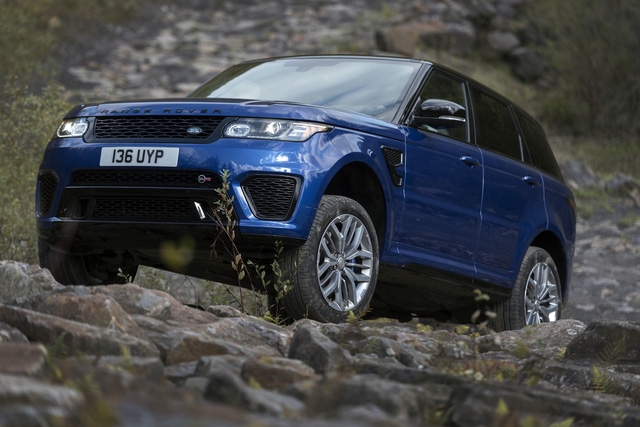 Range Rover Sport SVR - Đơn giản là chiếc SUV mạnh nhất của Land Rover