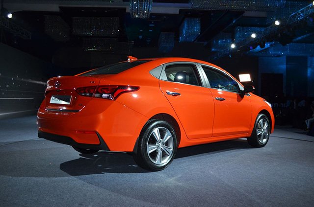 Hyundai chính thức giới thiệu sedan siêu rẻ, chỉ 280 triệu
