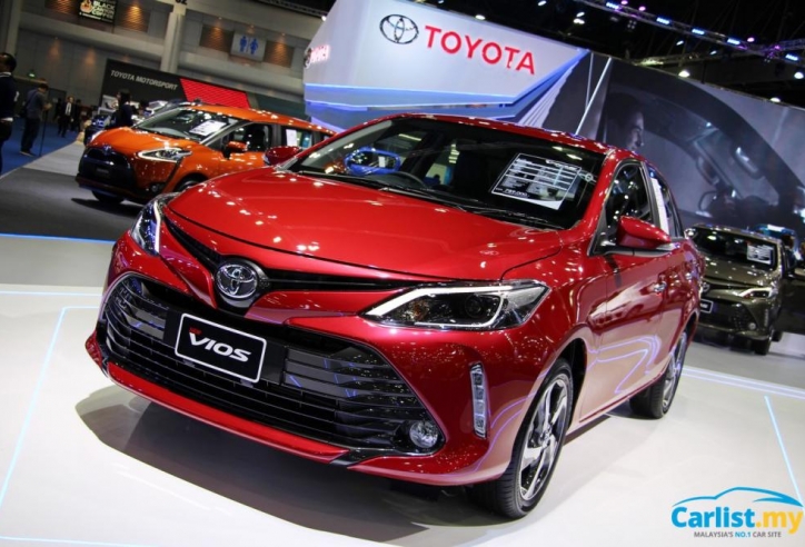 Nhiều ô tô Toyota và Hyundai giảm giá ‘sốc' về mốc 500 triệu