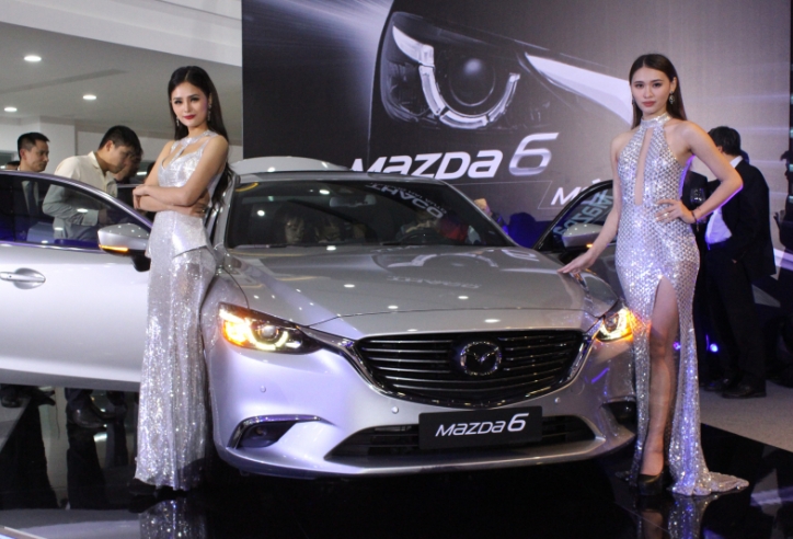 Công bố giá năm 2018, nhiều mẫu xe Kia, Mazda giữ giá