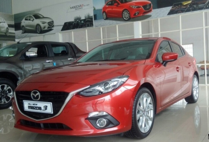 Mazda bất ngờ giảm giá : Đầu tháng lên, giữa tháng xuống