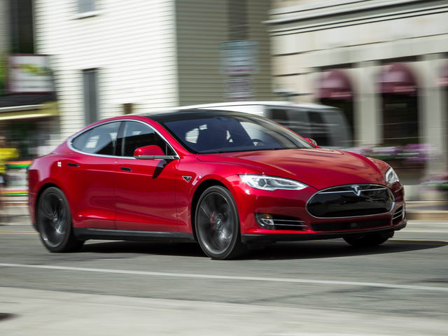 Sốc: 90% xe Tesla bán ra thị trường bị lỗi