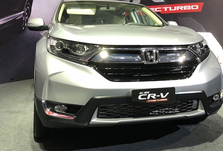 Honda CR-V ,Toyota Fortuner bị đội giá cả trăm triệu
