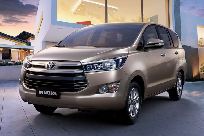 Hàng loạt ô tô Toyota giảm giá trước Tết