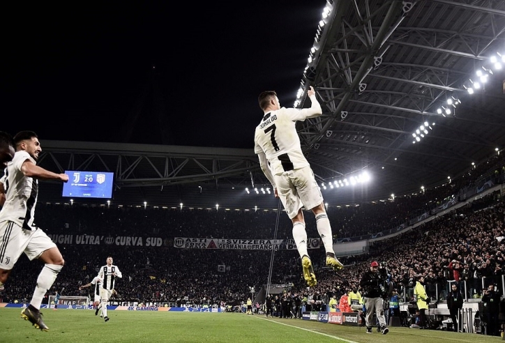Chùm ảnh: Ronaldo tỏa sáng lập hat-trick với lưới Atletico