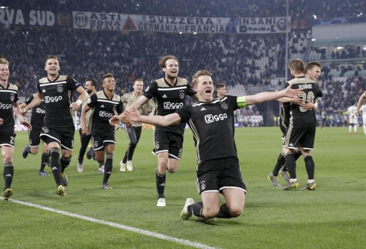 VIDEO: Mãn nhãn với màn đá Tiki-Taka của Ajax trước Juventus