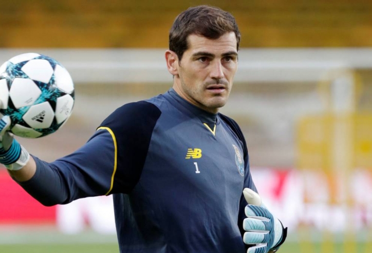 NÓNG: Thủ môn Casillas phải nhập viện khẩn cấp