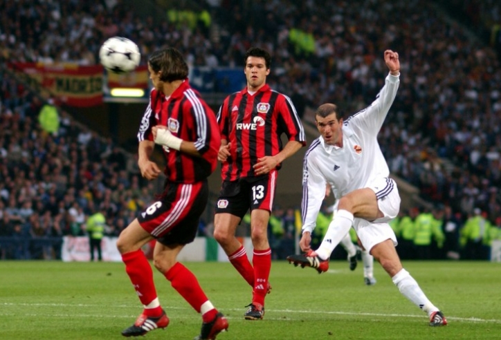 VIDEO: Tuyệt phẩm volley của Zidane tại chung kết C1 2002