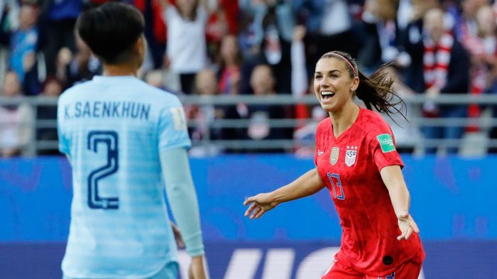'Hạ sát' Thái Lan, nữ tuyển thủ Mỹ lập kỷ lục tại World Cup