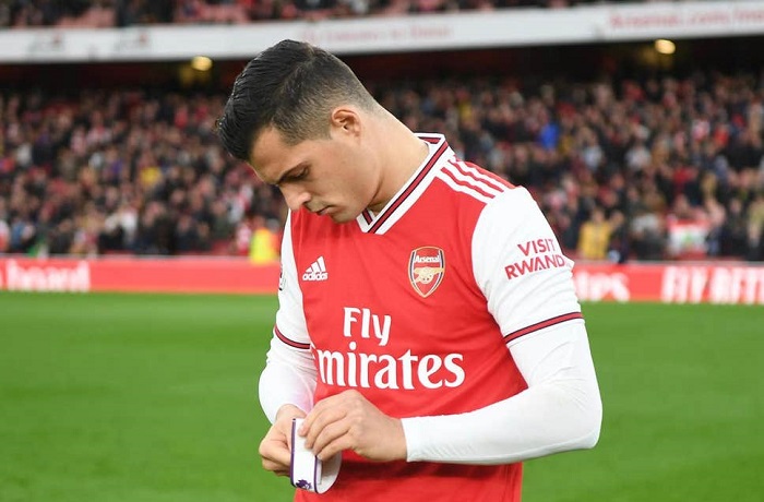 CHÍNH THỨC: Xhaka bị tước băng đội trưởng của Arsenal