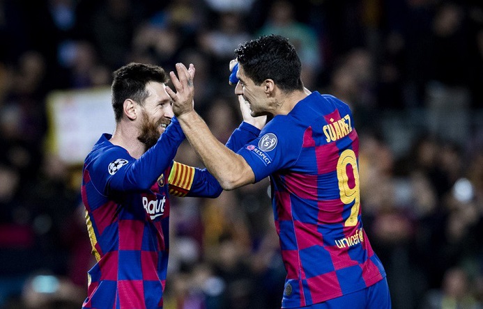 Messi vượt qua Ronaldo, lập kỷ lục 'vô tiền khoáng hậu' tại Cúp C1