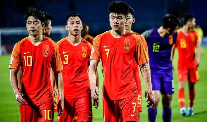 Cầu thủ Trung Quốc cầu cứu vì đội bóng chủ quản bị phá sản