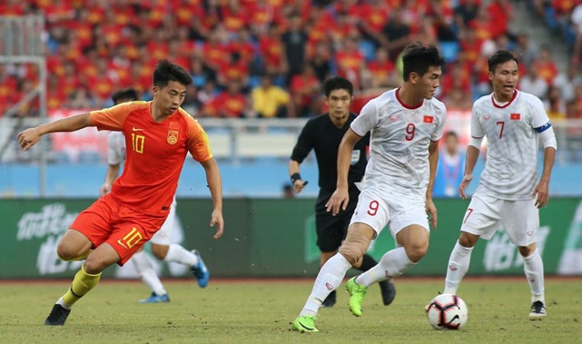 Trung Quốc gọi hàng loạt cầu thủ nhập tịch đá vòng loại World Cup 2022