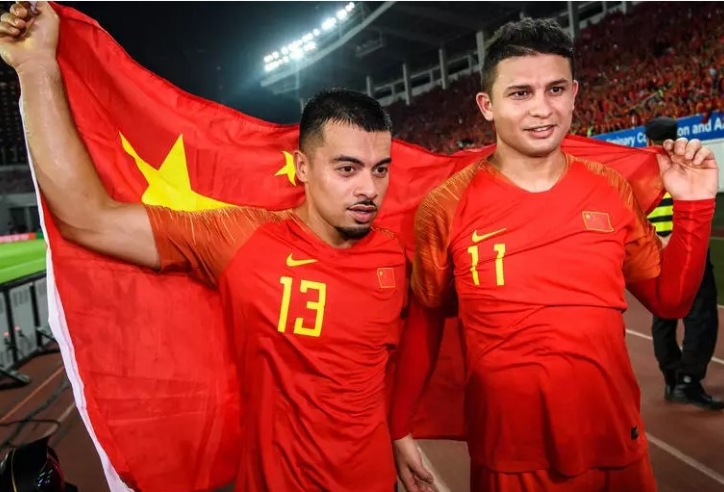 HLV Trung Quốc: 'Tôi luôn chào đón các cầu thủ nhập tịch'