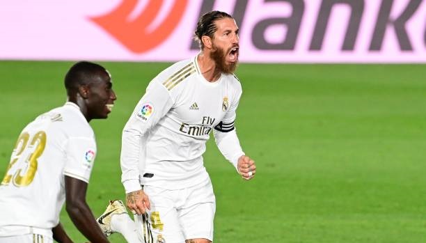 Ramos lập siêu phẩm giúp Real Madrid đòi lại ngôi đầu La Liga