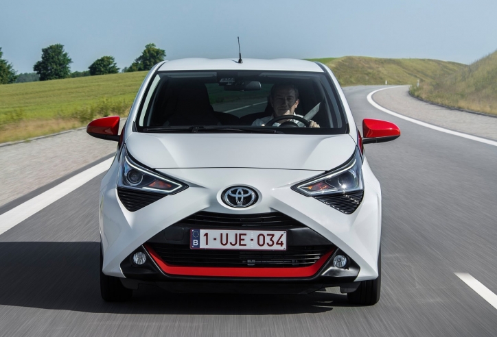 Toyota Aygo 2021 nhập về Việt Nam, xe cỡ nhỏ giá đắt ngang SUV