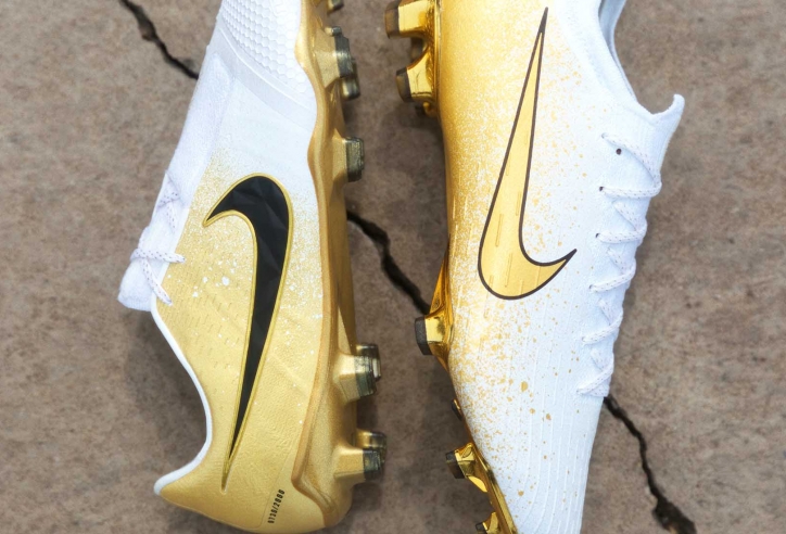 Nike giới thiệu 'giày vàng' trước thềm chung kết FA Cup