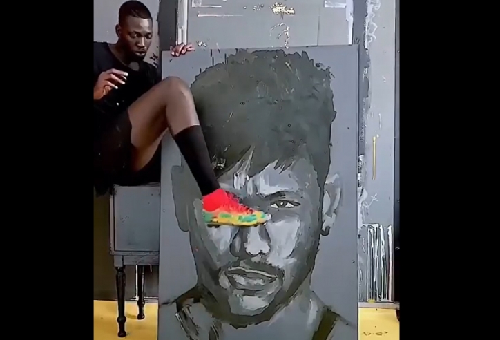 VIDEO: Chàng trai dùng chân vẽ Neymar gây bão mạng xã hội
