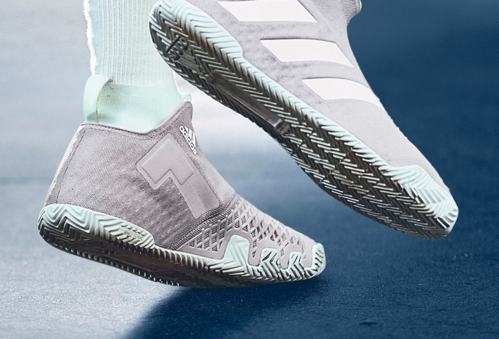 Adidas ra mắt giày Tennis không dây độc đáo