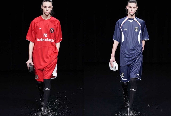 Hãng thời trang cao cấp Balenciaga ra mắt áo đá bóng lạ mắt