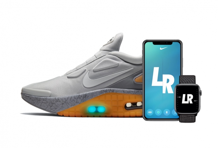 Nike ra mắt siêu phẩm Air Max thắt dây tự động