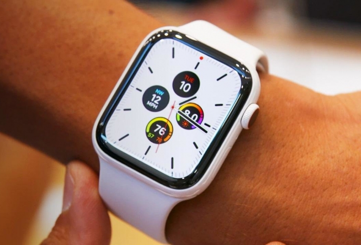 Apple Watch 6 vẫn dùng màn hình như thế hệ 5