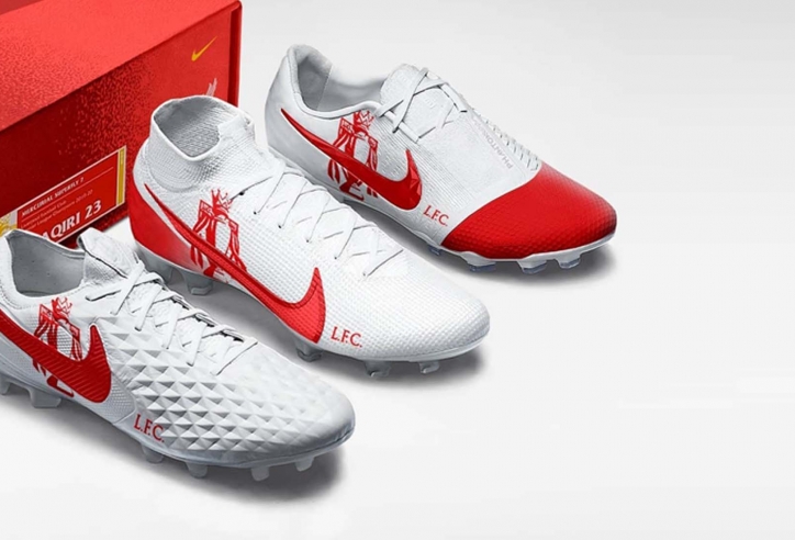 Nike tặng mỗi cầu thủ Liverpool một đôi giày đinh đặc biệt