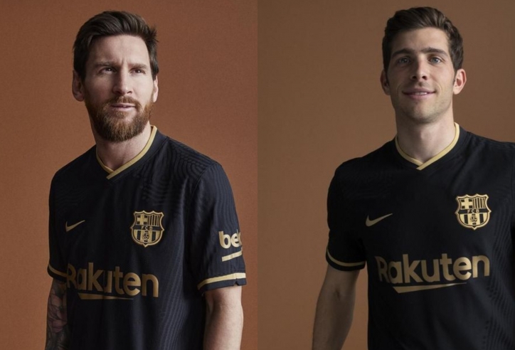 Barca có thêm áo đấu sân khách mới đen hút mắt
