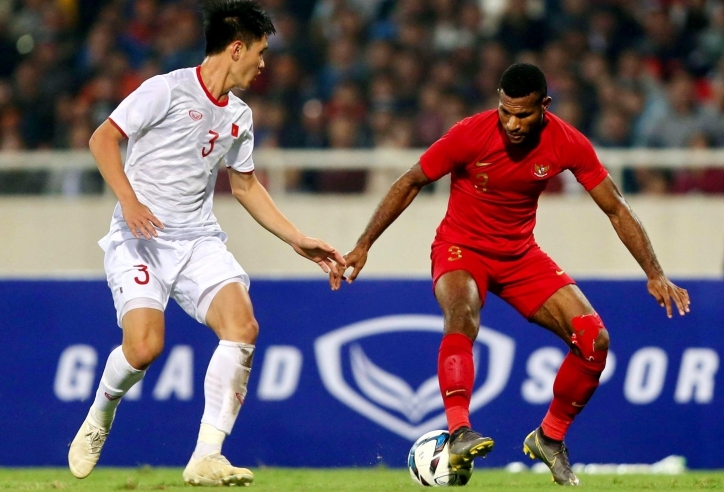 Thua Việt Nam, cầu thủ Indonesia để lại hình ảnh phản cảm