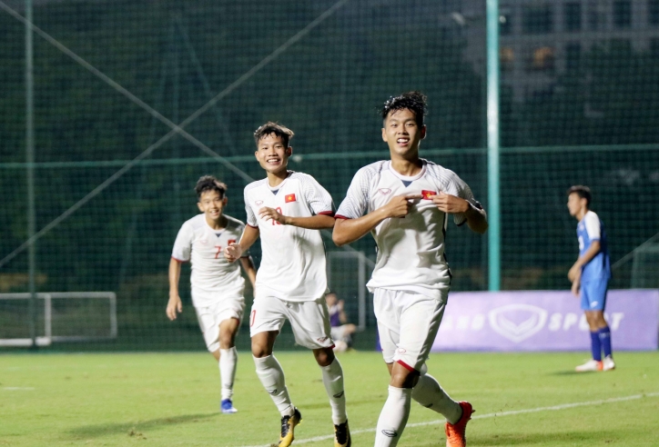 Hủy diệt Mông Cổ 7 bàn không gỡ, U16 Việt Nam trở lại ngôi đầu bảng H