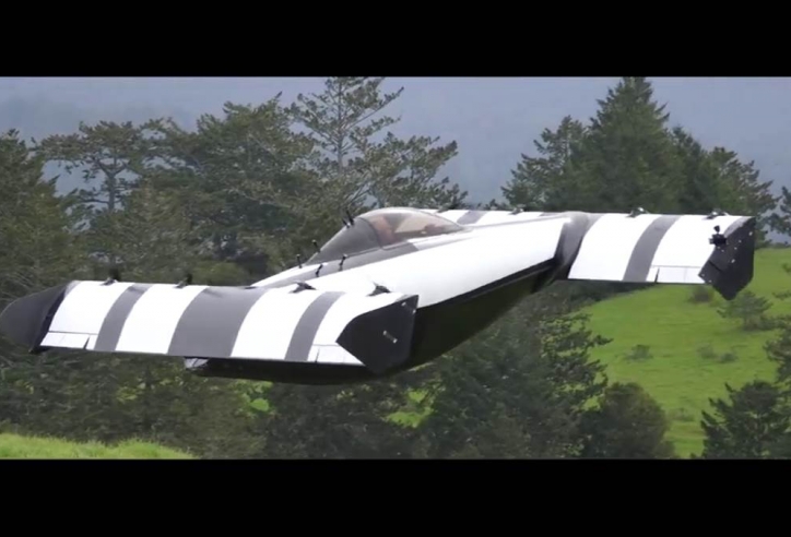 BlackFly - Xe bay cá nhân giá rẻ đầu tiên trên Thế giới