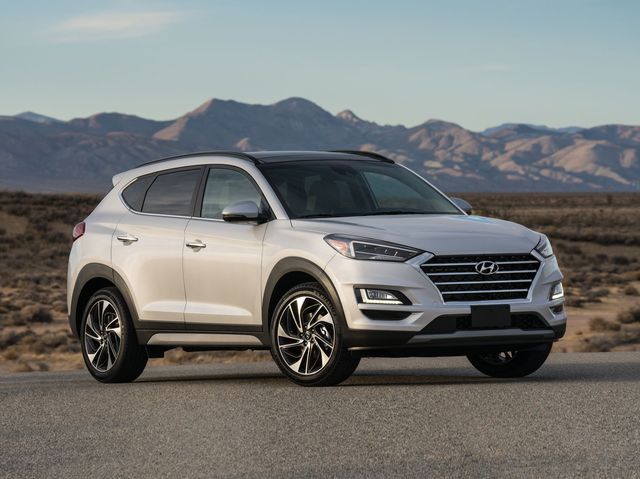 Hyundai Tucson 2020: Giá xe, thông số, ưu đãi mới (10/2020)