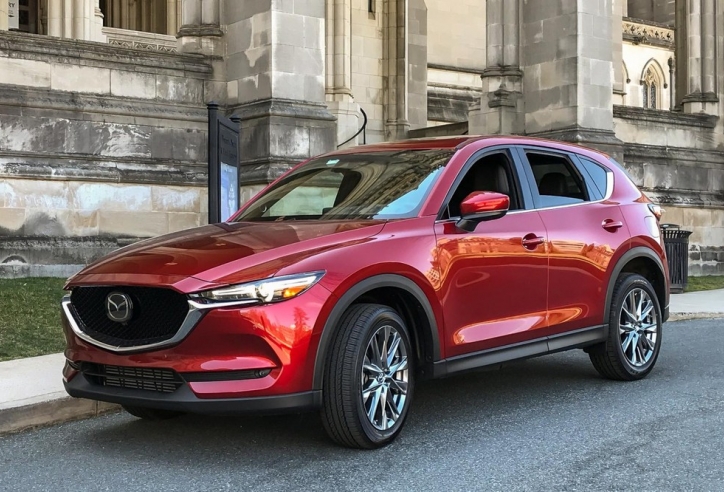 Giá xe Mazda CX-5 sau giảm giá và giảm 50% phí trước bạ