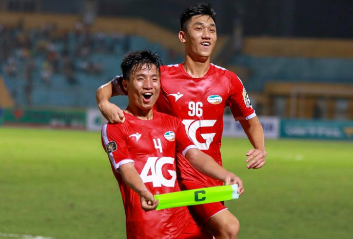 TP.HCM muốn chiêu mộ trung vệ số 2 của ĐT Việt Nam