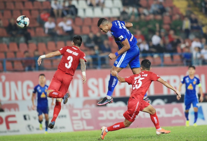 Quảng Nam gặp khó trong cuộc đua trở lại V-League 2022