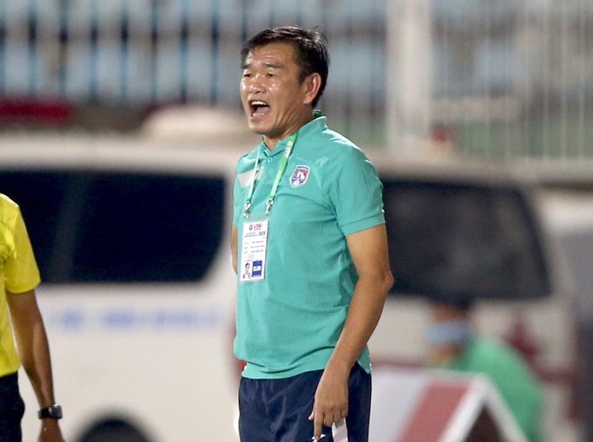 HLV Phan Thanh Hùng: 'Hai Long sẽ được ra sân nhiều hơn'