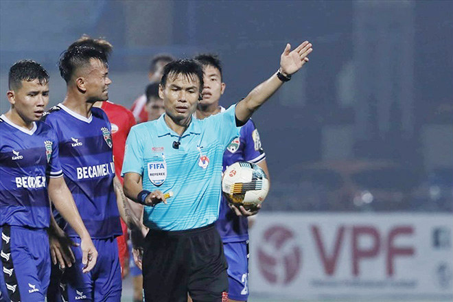 Trọng tài Việt Nam được ưu tiên sử dụng ở V.League