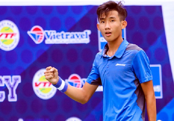 Tài năng 17 tuổi Văn Phương có điểm số đầu tiên trên BXH ATP