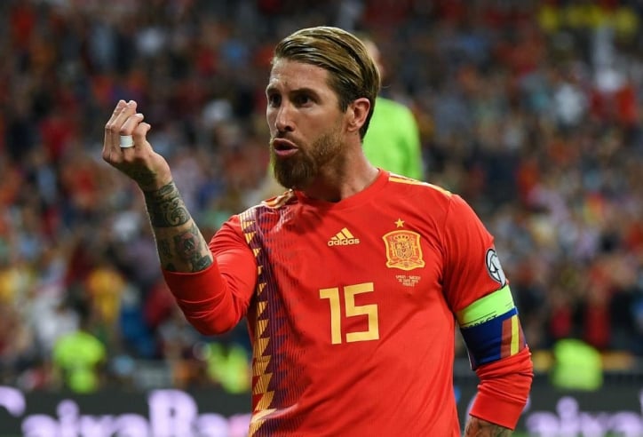 Sergio Ramos đi vào lịch sử với kỷ lục vô tiền khoáng hậu