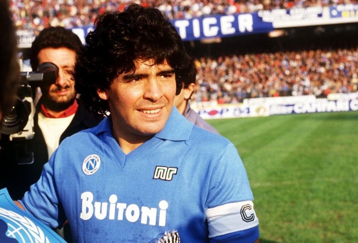 Xứ Naples làm điều đặc biệt để tưởng nhớ Maradona